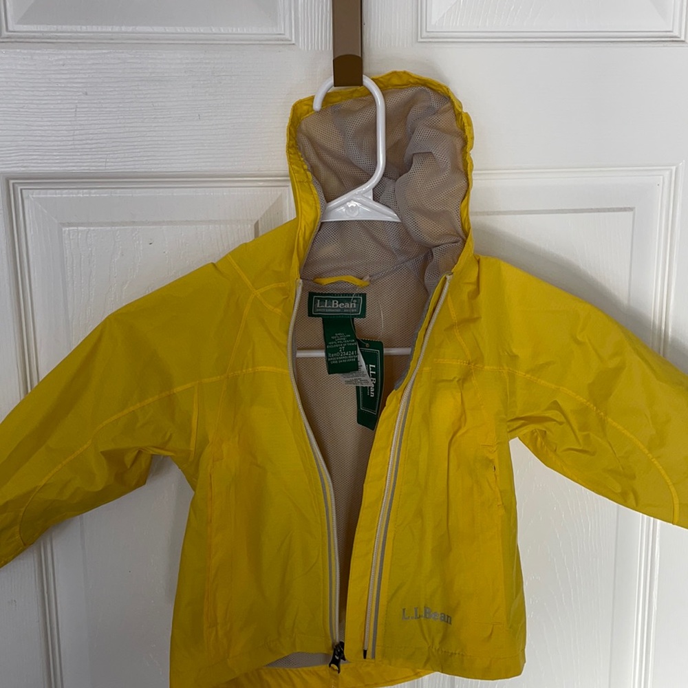 L.L. BEAN DISCOVERY RAIN JACKET , Size 2T ,YELLOW
